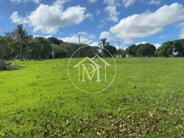 Sítio com 80000m² 2 quartos e 1 banheiro, à venda, no bairro Área Rural de Cerquilho em Cerquilho