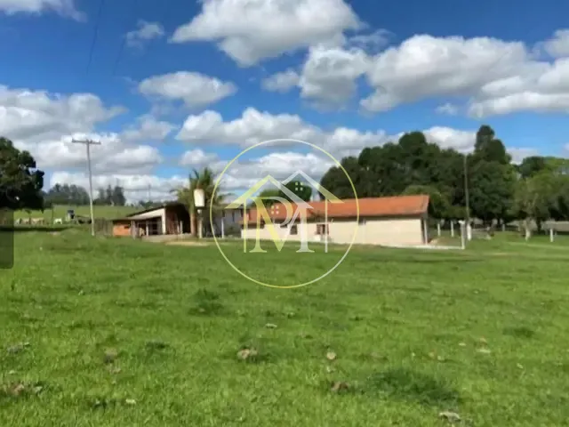 Sítio com 80000m² 2 quartos e 1 banheiro, à venda, no bairro Área Rural de Cerquilho em Cerquilho