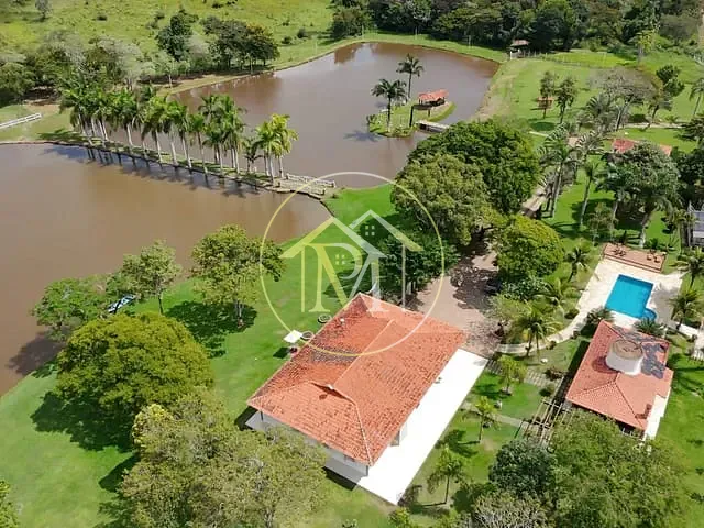 Sítio com 84700m² 3 quartos e 2 banheiros, à venda, no bairro Rural em Tietê
