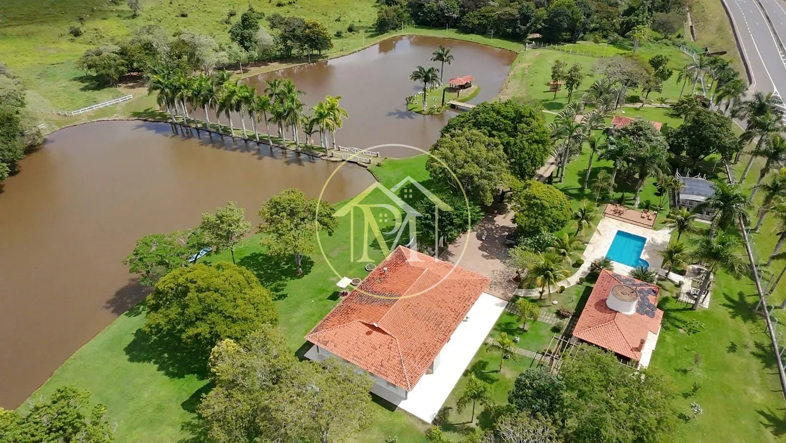 Fazenda, 8 hectares - Foto 1