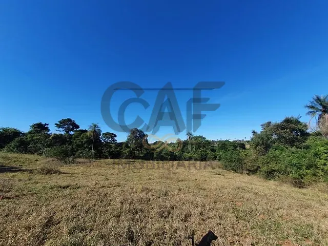 Sítio com 130000m² 3 quartos e 3 banheiros, à venda, no bairro Borda da Mata em Jaguariúna