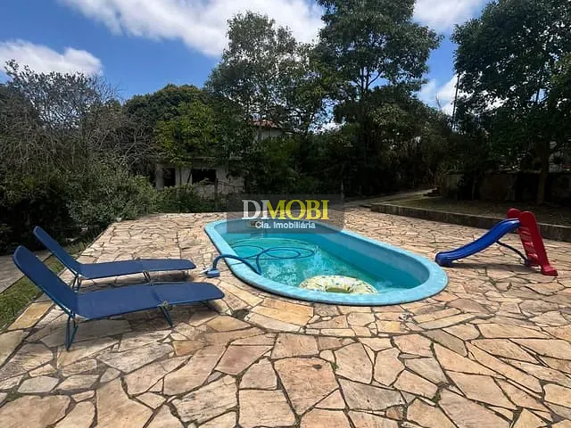 Sítio com 1080m² 3 quartos e 3 banheiros, à venda, no bairro Parque Itacolomi em Gravataí