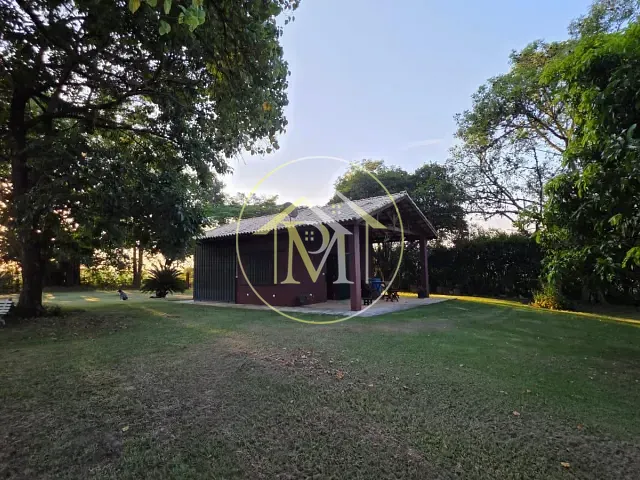Sítio com 121000m² 3 quartos e 2 banheiros, à venda, no bairro Centro em Araçoiaba da Serra
