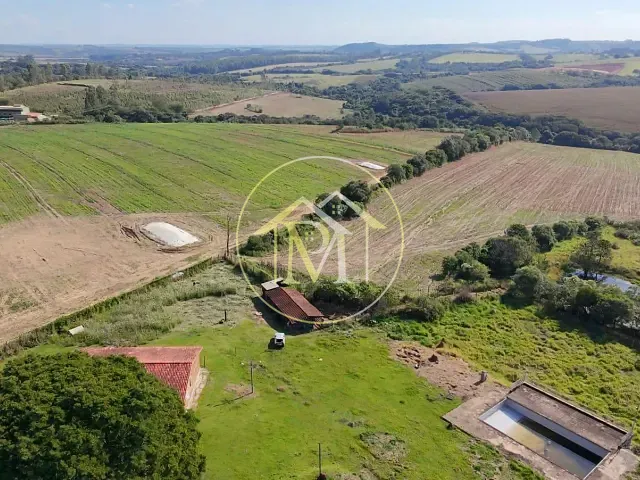 Sítio com 96800m² 2 quartos e 2 banheiros, à venda, no bairro Área rural em Sorocaba