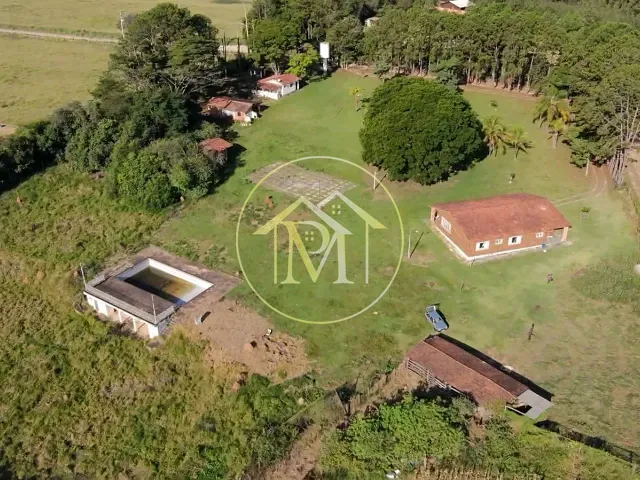 Sítio com 96800m² 2 quartos e 2 banheiros, à venda, no bairro Área rural em Sorocaba
