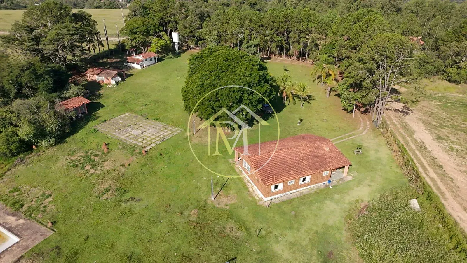 Sítio, 2 quartos, 10 hectares - Foto 1