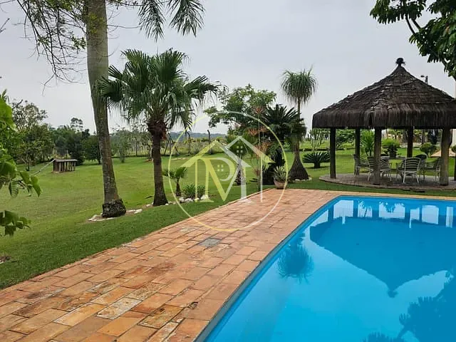 Sítio com 55660m² 4 quartos e 3 banheiros, à venda, no bairro Área rural em Porto Feliz
