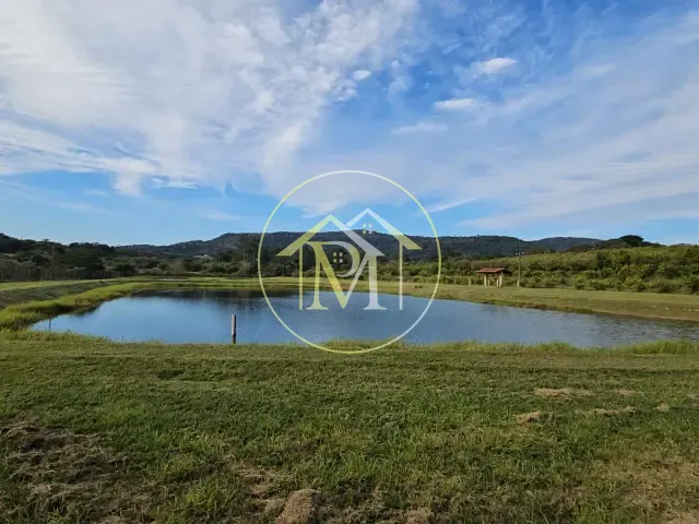 Sítio com 96800m² 3 quartos e 4 banheiros, à venda, no bairro Área rural em Araçoiaba da Serra
