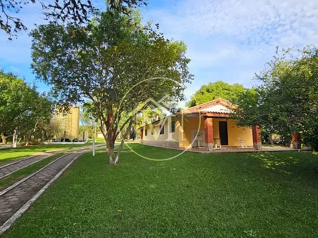 Sítio com 96800m² 3 quartos e 4 banheiros, à venda, no bairro Área rural em Araçoiaba da Serra