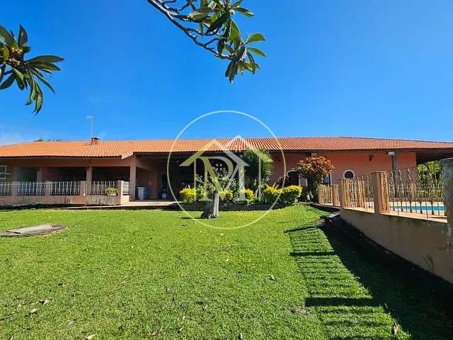 Sítio com 137000m² 4 quartos e 2 banheiros, à venda, no bairro Área rural de Araçoiaba em Araçoiaba da Serra