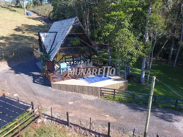Sítio 5 quartos e 4 banheiros, à venda, no bairro Interior em Concórdia