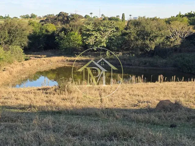 Sítio com 21000m² 5 quartos e 2 banheiros, à venda, no bairro Área rural em Porto Feliz