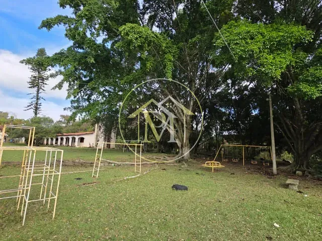 Sítio com 107000m² 5 quartos e 5 banheiros, à venda, no bairro Área rural em Porto Feliz