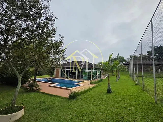 Sítio com 48000m² 4 quartos e 2 banheiros, à venda, no bairro Área rural em Boituva