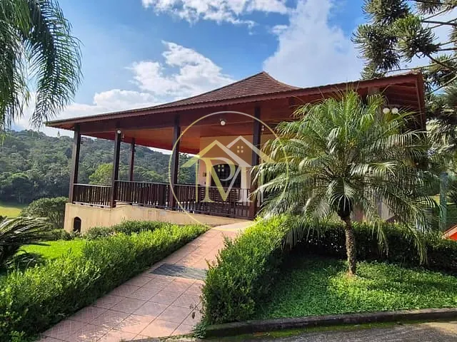 Sítio com 390000m² 14 quartos e 14 banheiros, à venda, no bairro Área rural em Embu-Guaçu