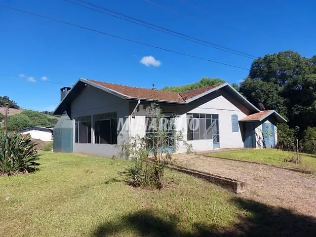 Sítio com 102000m² 3 quartos e 2 banheiros, à venda, no bairro Interior em Concórdia