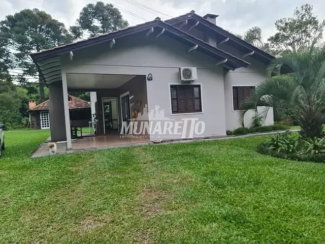 Sítio com 150m² 3 quartos e 1 banheiro, à venda, no bairro Fragosos em Concórdia