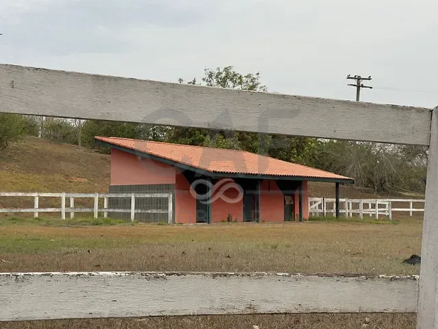 Sítio com 220000m² 3 quartos e 2 banheiros, à venda, no bairro Área Rural de Artur Nogueira em Artur Nogueira