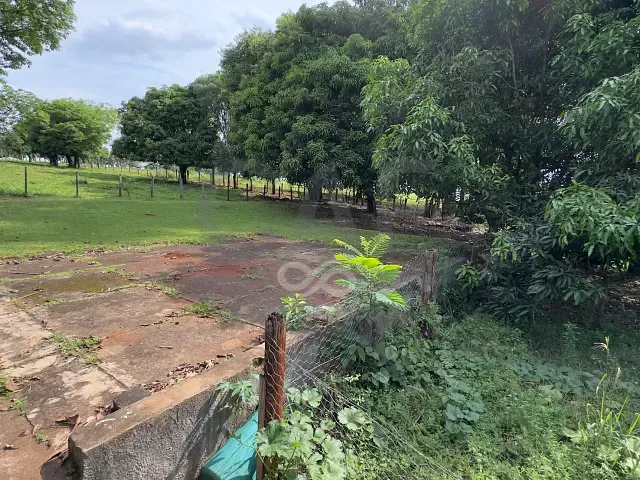 Sítio com 78978m² 3 quartos e 2 banheiros, à venda, no bairro Área Rural de Santo Antônio de Posse em Santo Antônio de Posse