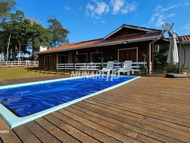 Sítio com 7861m² 3 quartos e 2 banheiros, à venda, no bairro INTERIOR em Ipira