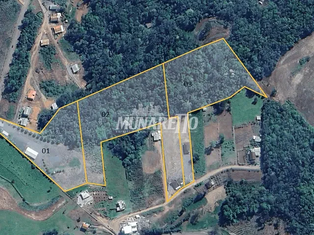 Sítio com 630m² 7 quartos e 5 banheiros, à venda, no bairro Interior em Piratuba