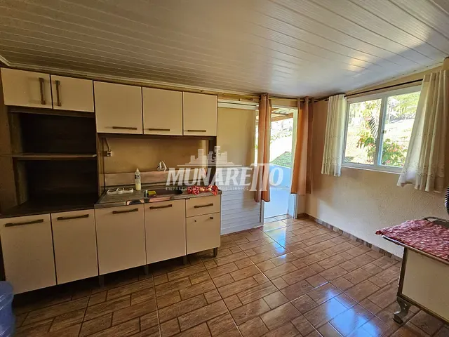 Sítio com 90m² 2 quartos e 1 banheiro, à venda, no bairro Interior em Piratuba