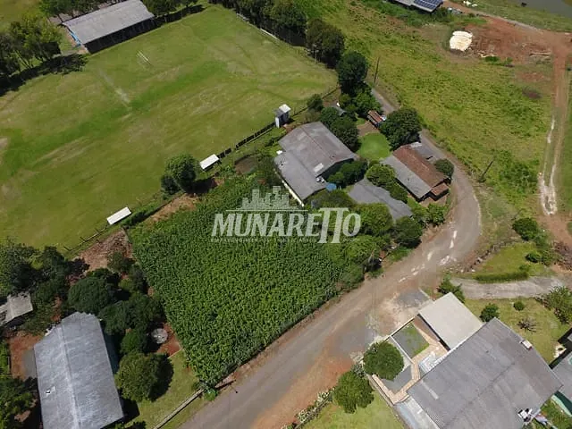Sítio com 2106m² 4 quartos e 2 banheiros, à venda, no bairro Tamanduá em Concórdia