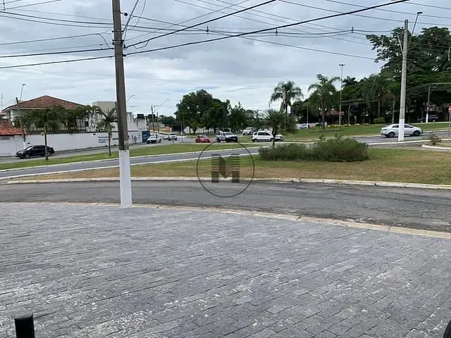 Salão com 485m², para alugar, no bairro Vila Paraíba em Guaratinguetá