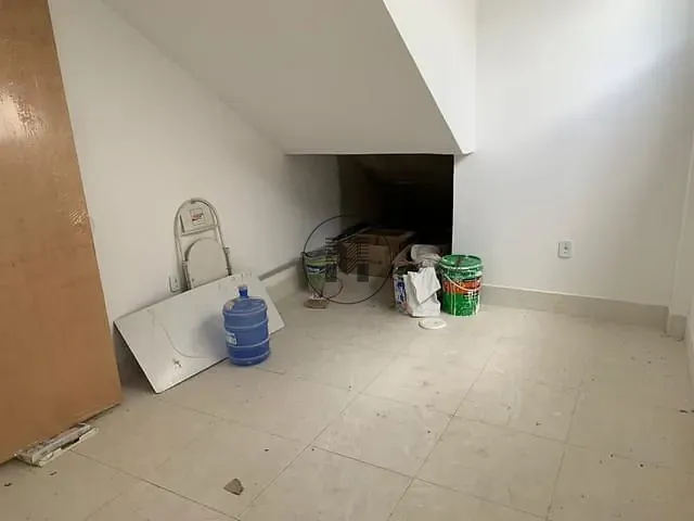 Salão com 485m², para alugar, no bairro Vila Paraíba em Guaratinguetá