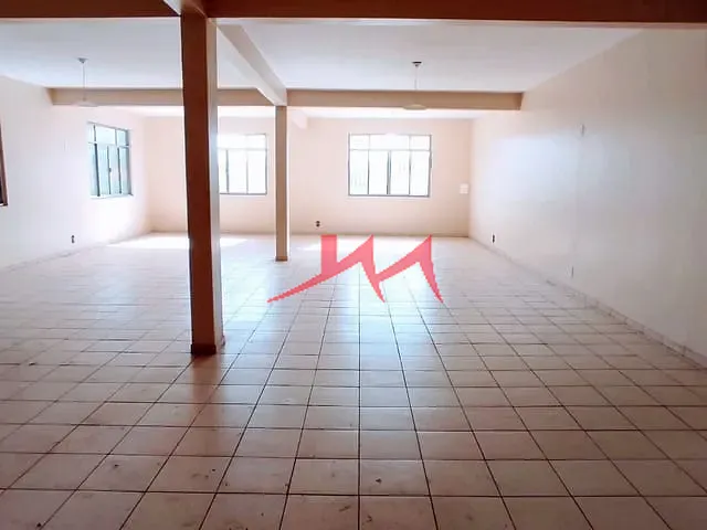 Loja com 300m², para alugar, no bairro Coelho em São Gonçalo