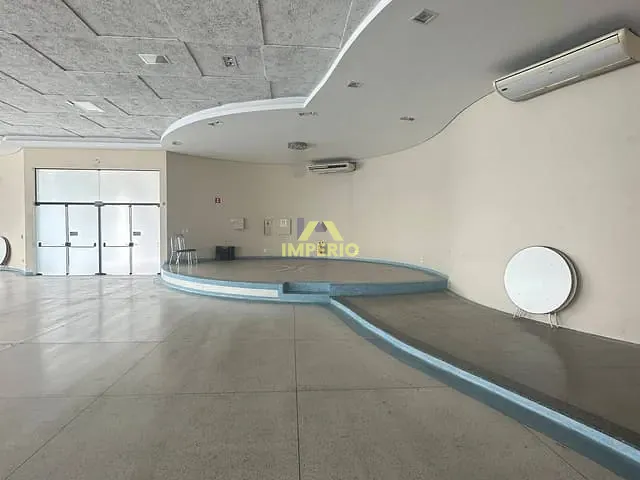 Loja com 2965m², à venda, no bairro Jardim da Cidade em Salto