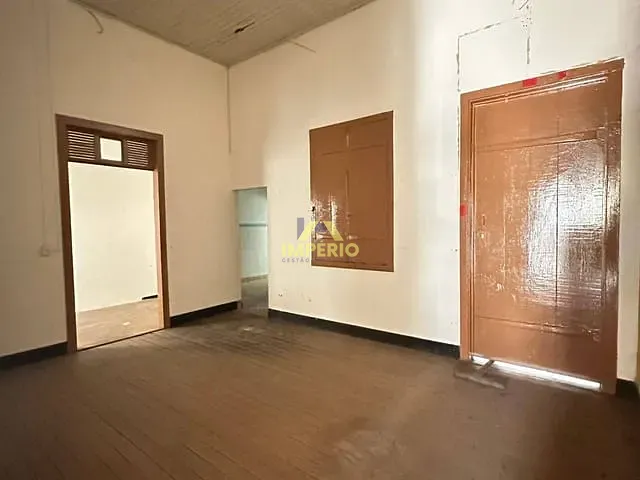 Loja com 204m², à venda, no bairro Centro em Salto