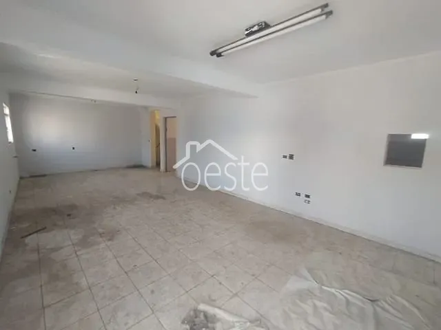 Loja com 700m², à venda ou para alugar, no bairro Jardim São Francisco em Santa Bárbara D'Oeste