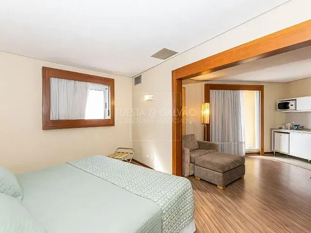 Salão com 51m² 1 quarto e 1 banheiro, à venda, no bairro Centro em Curitiba