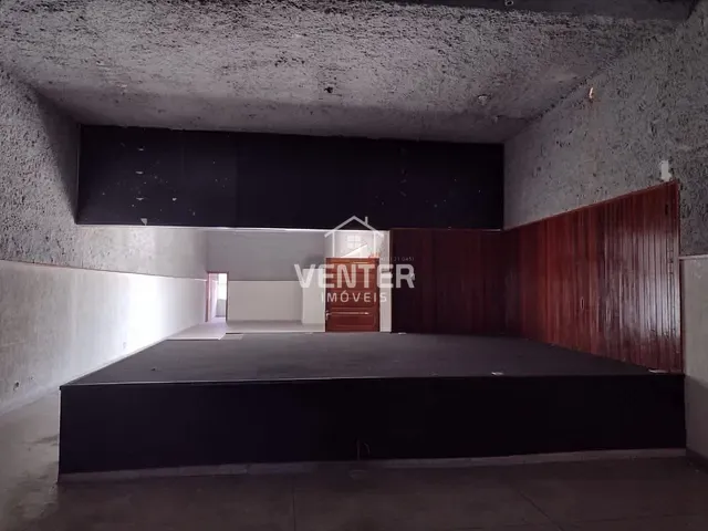 Loja com 800m², para alugar, no bairro Centro em Taubaté