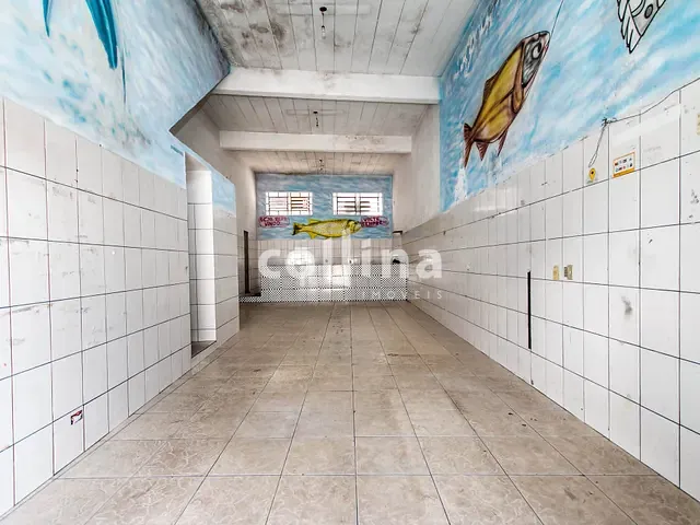 Loja com 70m², para alugar, no bairro Vila Silviânia em Carapicuíba