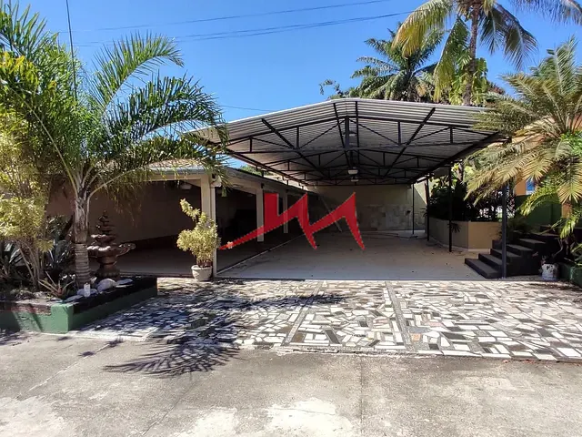 Galpão / Barracão com 740m², à venda, no bairro Vista Alegre em São Gonçalo