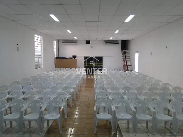 Loja com 250m², à venda, no bairro Esplanada Santa Terezinha em Taubaté