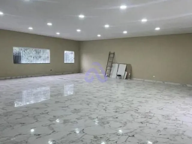 Loja com 150m², para alugar, no bairro Jardim Soraia em São Paulo