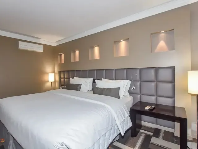 Salão 1 quarto e 1 banheiro, à venda, no bairro Batel em Curitiba