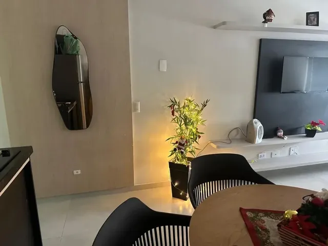 Salão 1 quarto e 1 banheiro, para alugar, no bairro Centro Cívico em Curitiba
