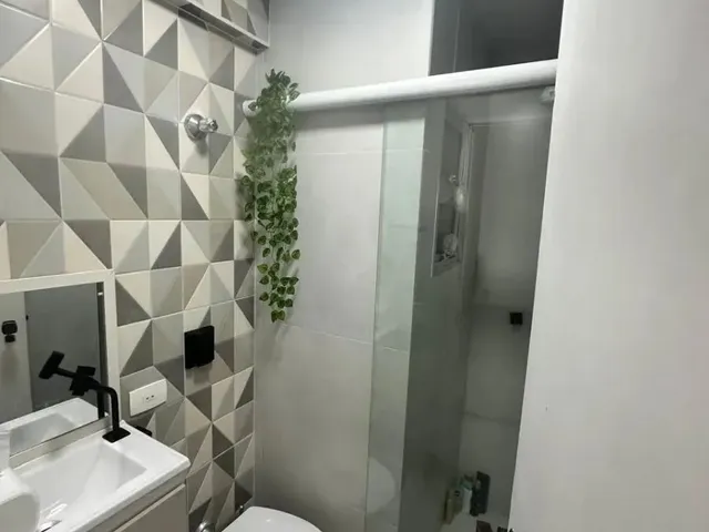 Salão 1 quarto e 1 banheiro, para alugar, no bairro Centro Cívico em Curitiba