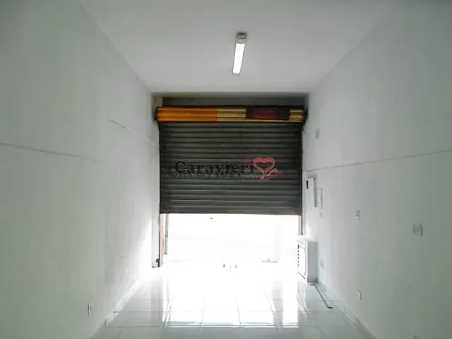 Loja com 20m², para alugar, no bairro Penha de França em São Paulo