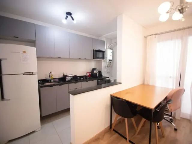 Salão 1 quarto e 1 banheiro, à venda, no bairro Campo Comprido em Curitiba