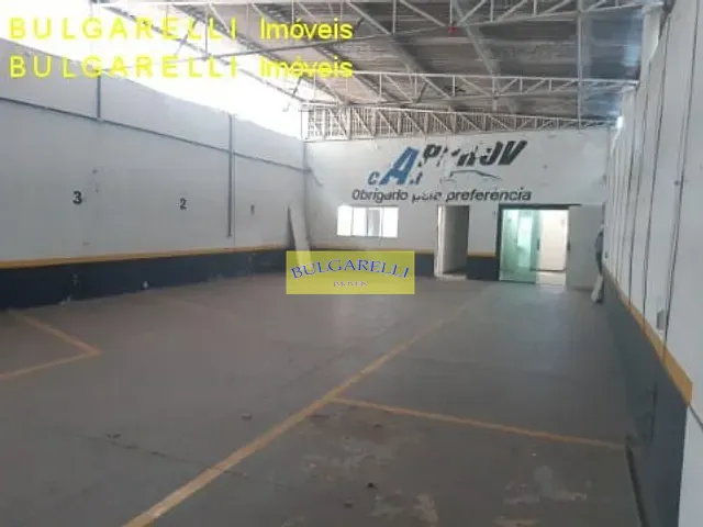 Loja com 500m² 2 quartos e 3 banheiros, à venda ou para alugar, no bairro Agapeama em Jundiaí