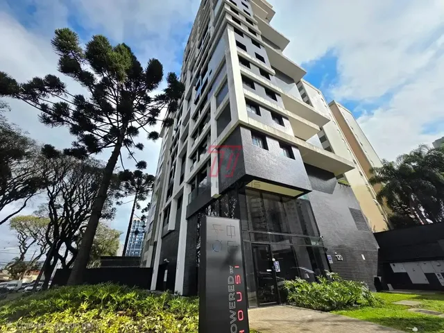 Salão 1 quarto e 1 banheiro, para alugar, no bairro Água Verde em Curitiba
