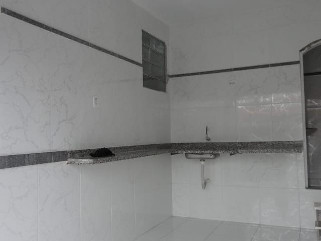 Loja com 14m², para alugar, no bairro Jardim Pinhal em Guarulhos