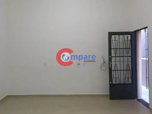 Loja com 28m², para alugar, no bairro Picanco em Guarulhos