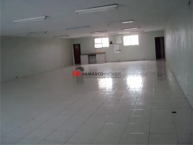 Loja com 300m², para alugar, no bairro Fundação em São Caetano do Sul
