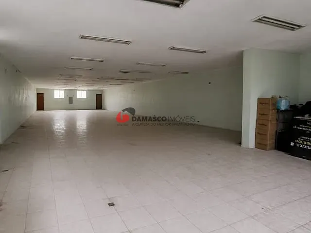 Loja com 300m², para alugar, no bairro Fundação em São Caetano do Sul